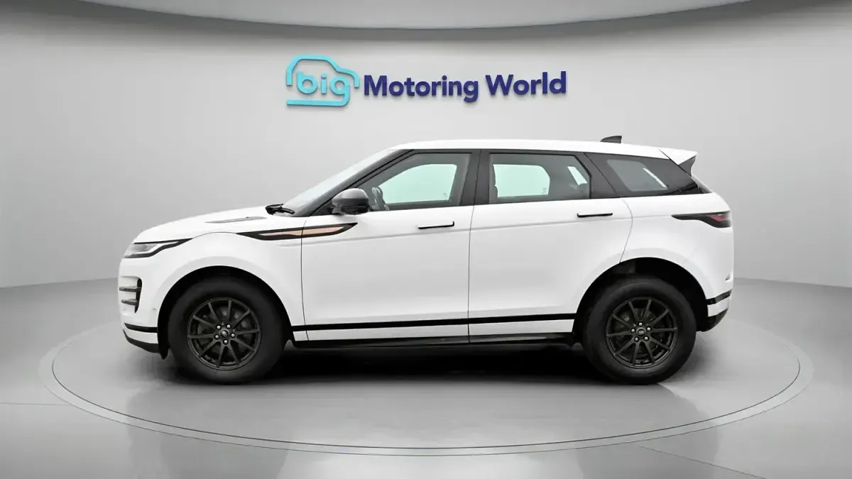 Used Land Rover Range Rover evoque R-Dynamic 163 HP (119 kW) 2021 White SUV