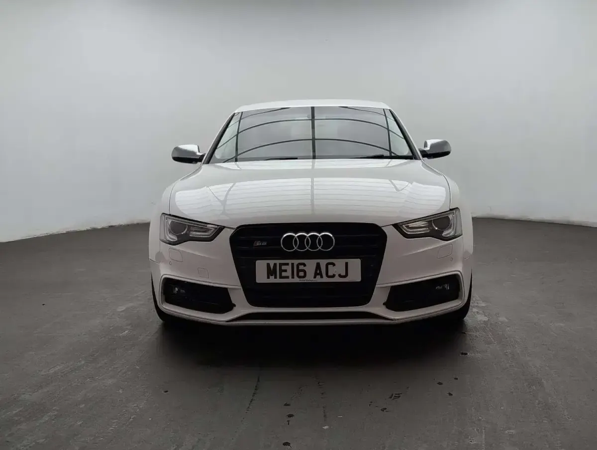 Used Audi A5 Black Edition 272 HP (200 kW) 2016 White Coupe