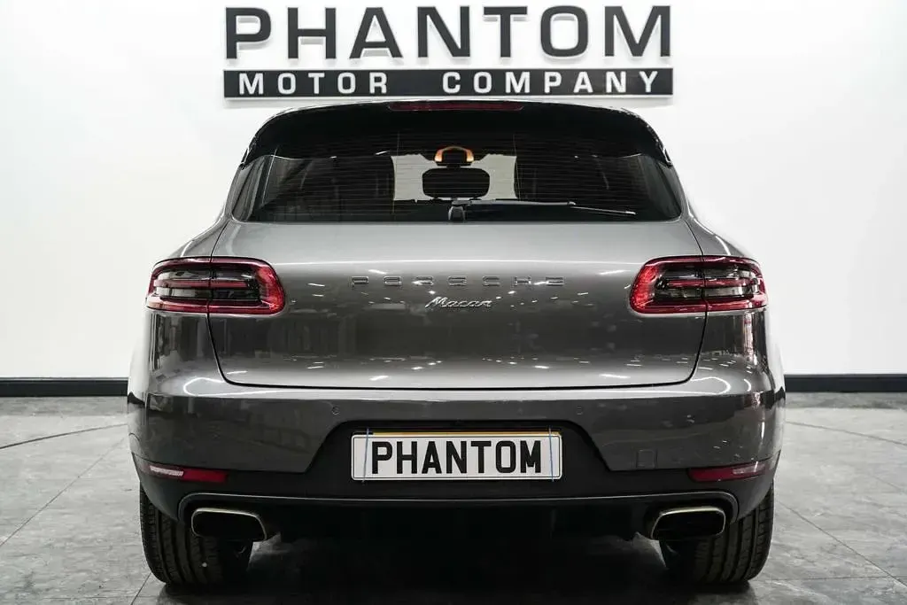 Used Porsche Macan 252 HP (185 kW) 2018 Grey SUV