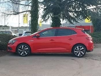 Used Renault Mégane IV Iconic 140 HP (102 kW) 2019 Red Hatchback