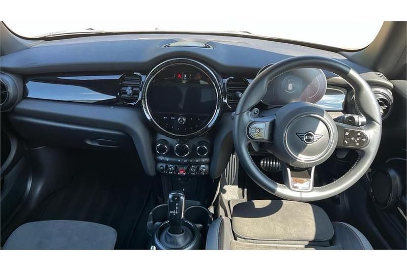 Used Mini Cooper S Sport 192 HP (141 kW) 2023 White Hatchback