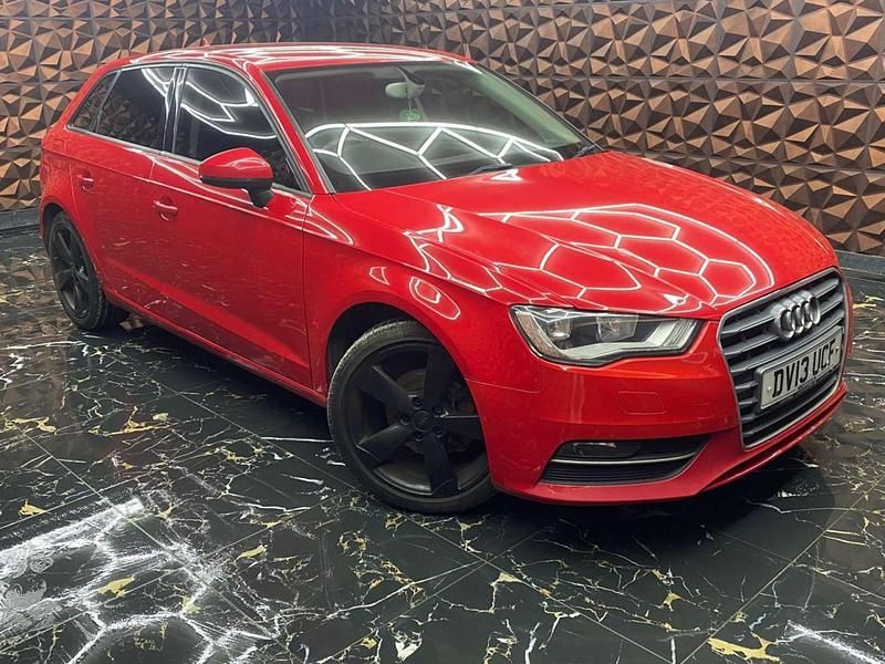 Used Audi A3 Sportback Advanced 2013 Red Hatchback