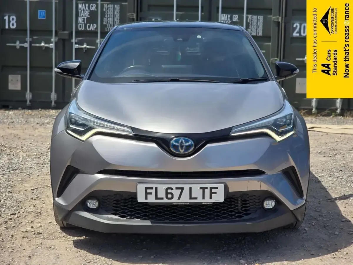 Used Toyota C-HR 122 HP (89 kW) 2017 Silver SUV