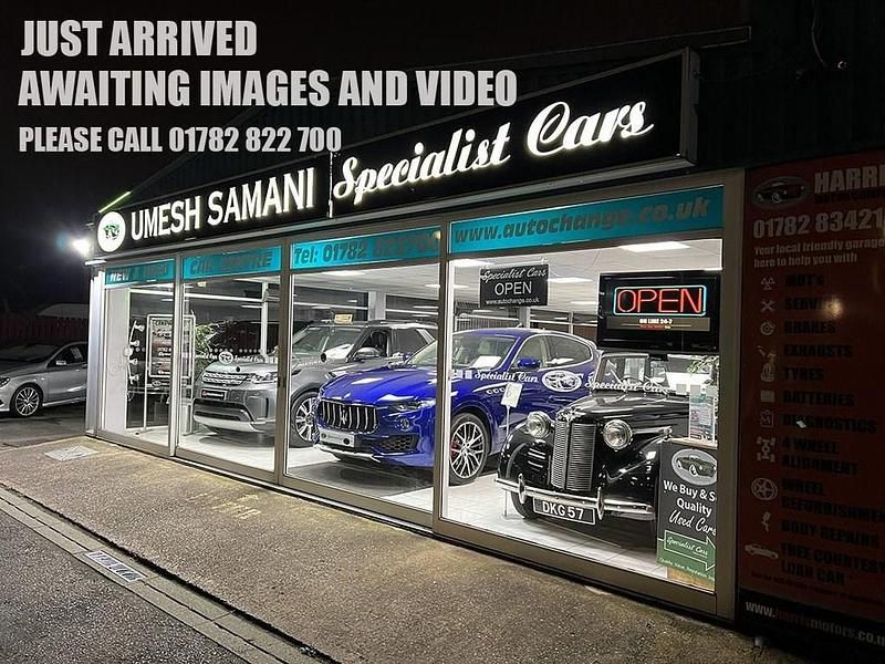 Black Used 2018 Mercedes GLC250 AMG line SUV | £21,500 (Fair price) - Image 1/4