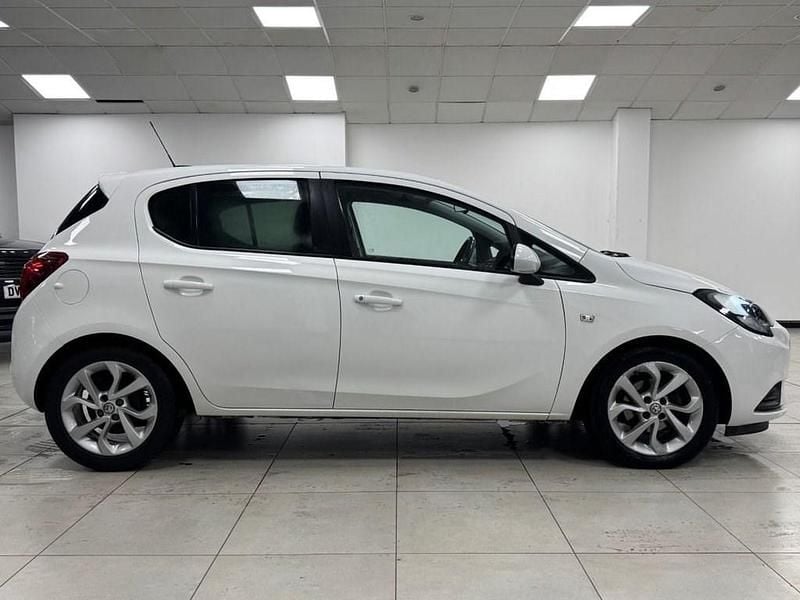 Used Vauxhall Corsa Sport 75 HP (55 kW) 2018 White Hatchback