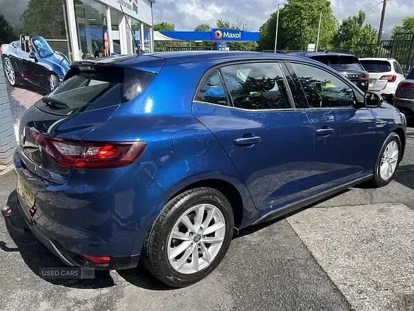 Used Renault Mégane Dynamique 2018 Blue Hatchback