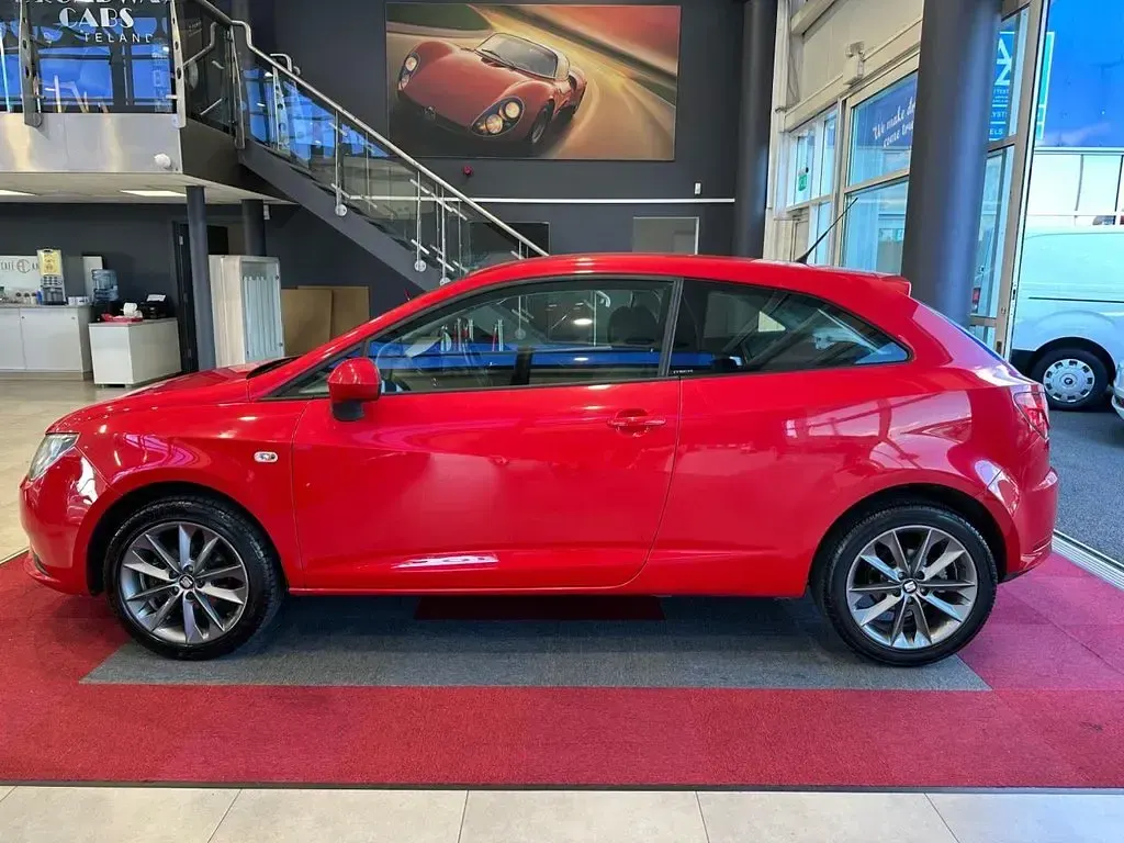 Used Seat Ibiza I-Tech 105 HP (77 kW) 2014 Red Coupe