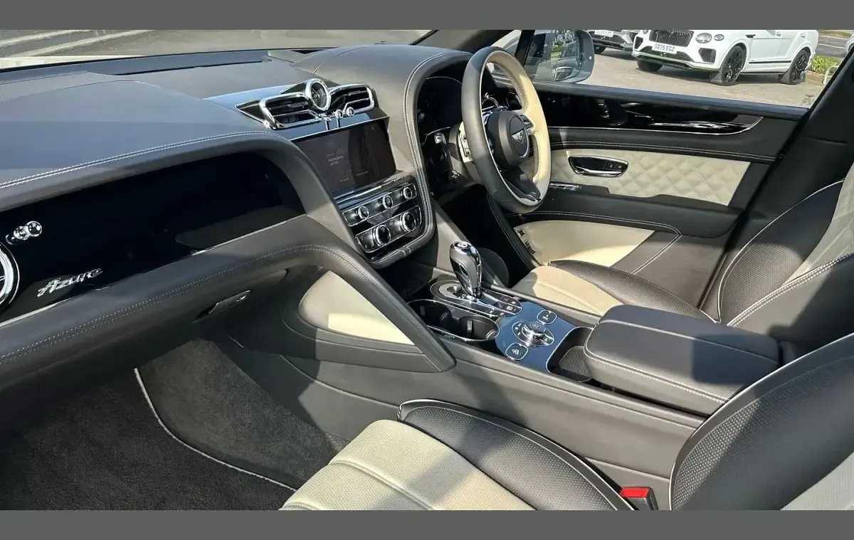 Used Bentley Bentayga 550 HP (404 kW) 2022 Grey SUV