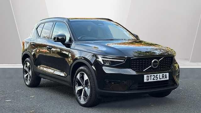 Used 2025 Volvo XC40 Plus SUV | £34,690 (A bit pricey) - Image 1/3