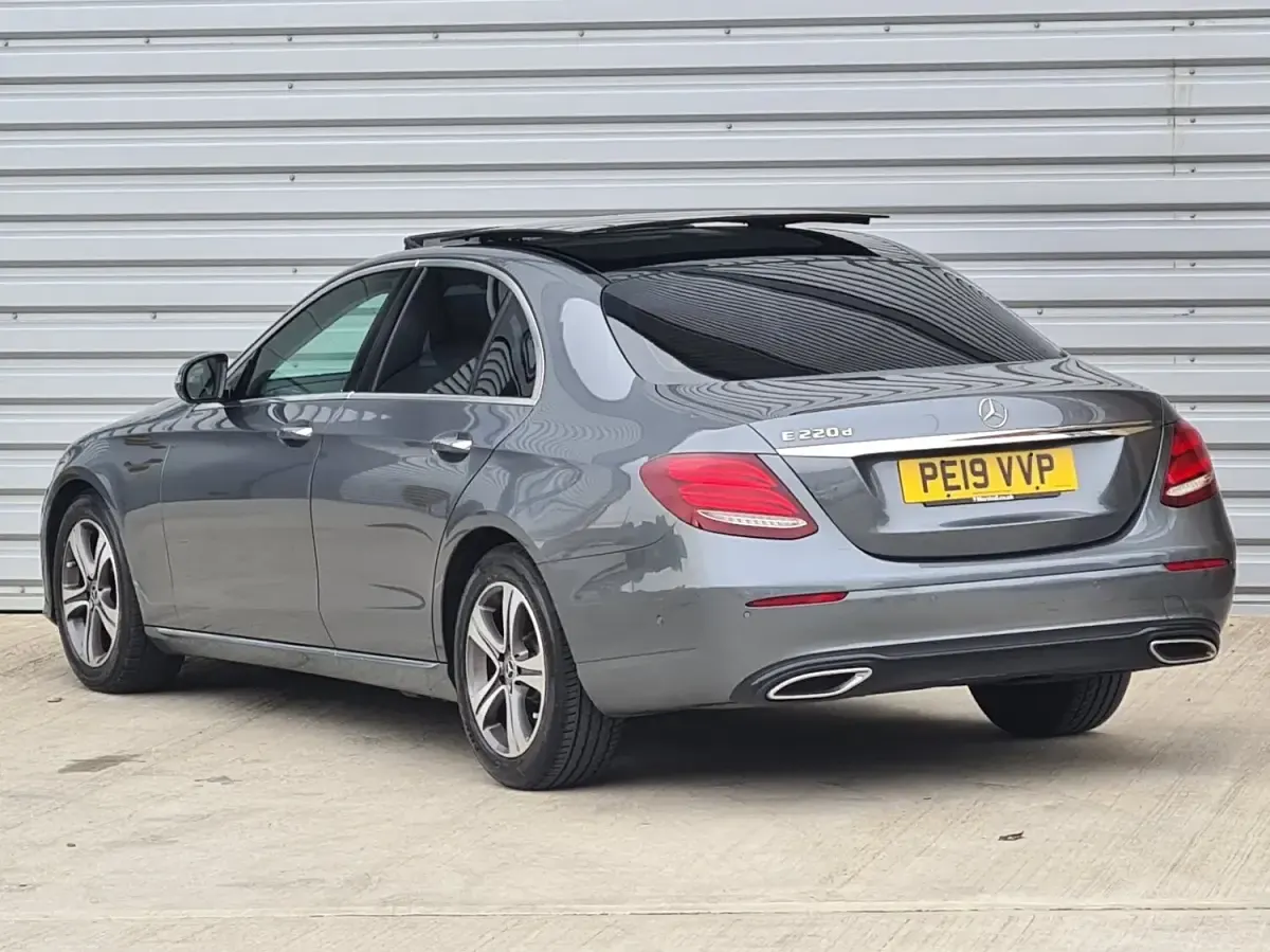 Used Mercedes E220 Premium 194 HP (142 kW) 2019 Grey Sedan