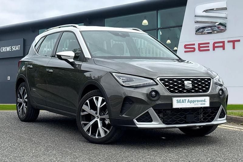 Green Used 2025 Seat Arona Xperience Lux SUV | £19,990 (Fair price) - Image 1/4