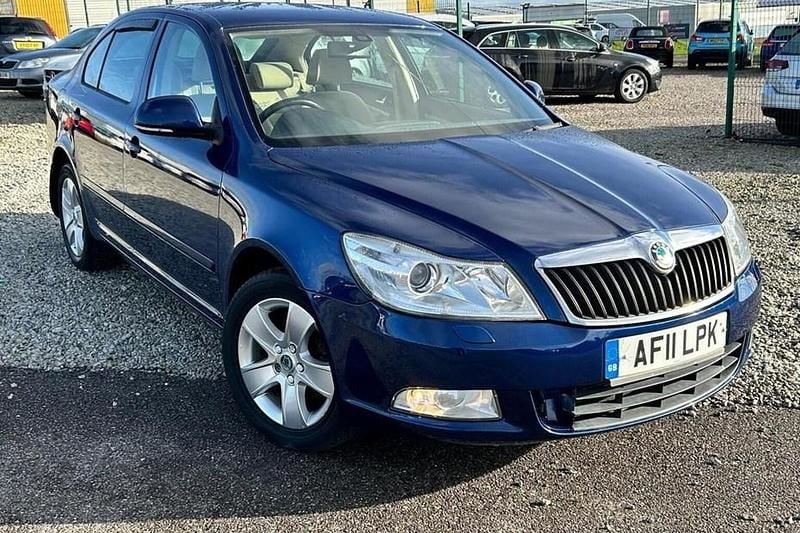 Used Skoda Octavia Elegance 122 HP (89 kW) 2011 Blue Hatchback