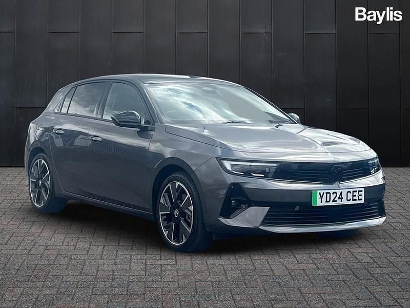 Grey Used 2024 Vauxhall Astra Ultimate Hatchback | £22,495 (Super price) - Image 1/3