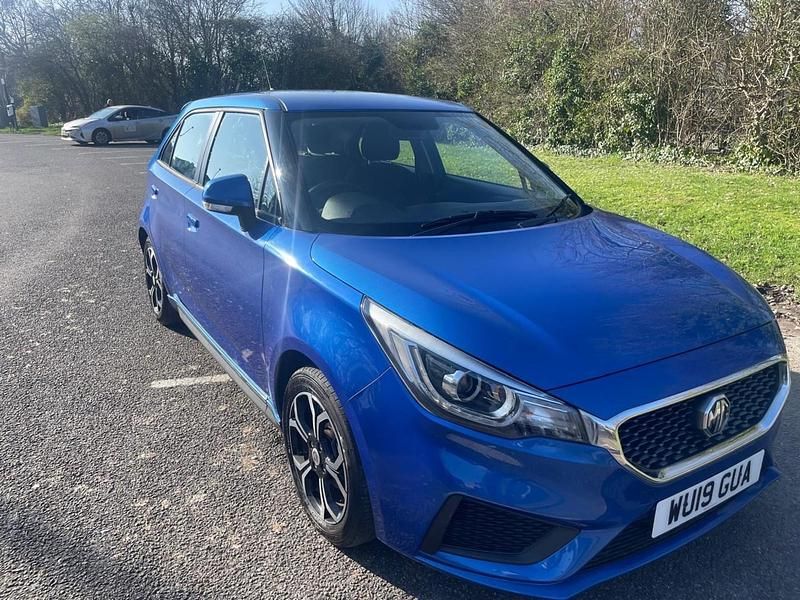 Used MG MG3 Excite 106 HP (77 kW) 2019 Blue Hatchback