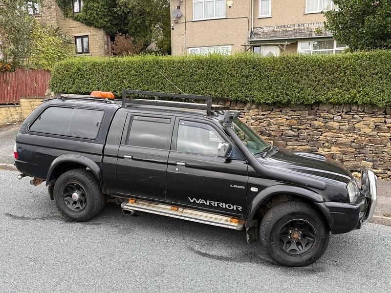 Black Used 2004 Mitsubishi L200 Warrior Pickup | £1,995 (Expensive) - Image 1/4