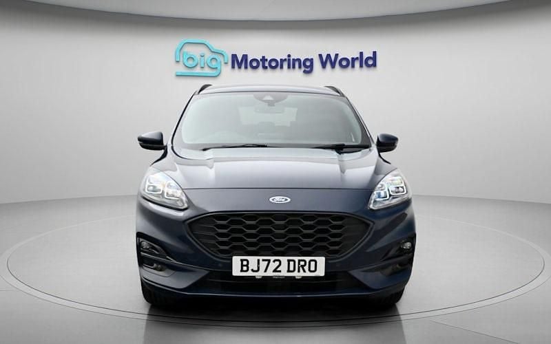 Usado Ford Kuga ST-Line 224 HP (164 kW) 2022 SUV