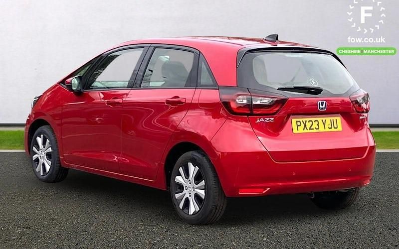 Used Honda Jazz Hybrid 109 HP (80 kW) 2023 Red Hatchback