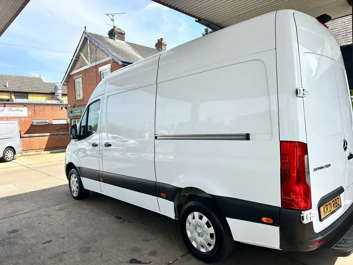 Used Mercedes Sprinter Premium 2021 White Van