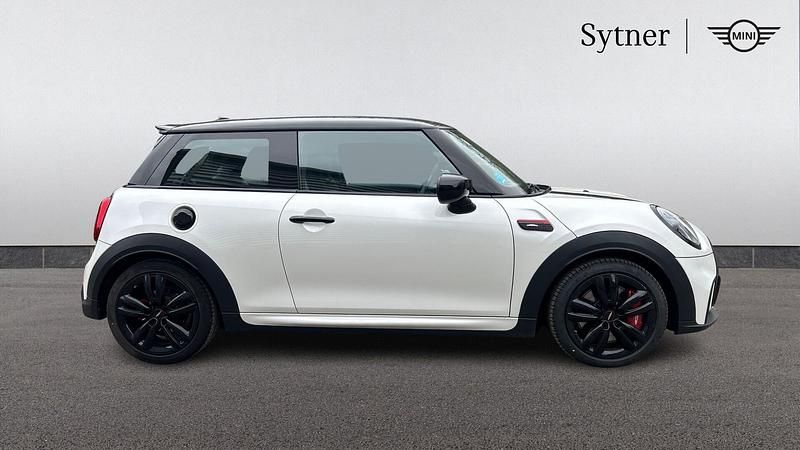 Używany Mini John Cooper Works Hatch 228 KM (167 kW) 2023 Biały Hatchback