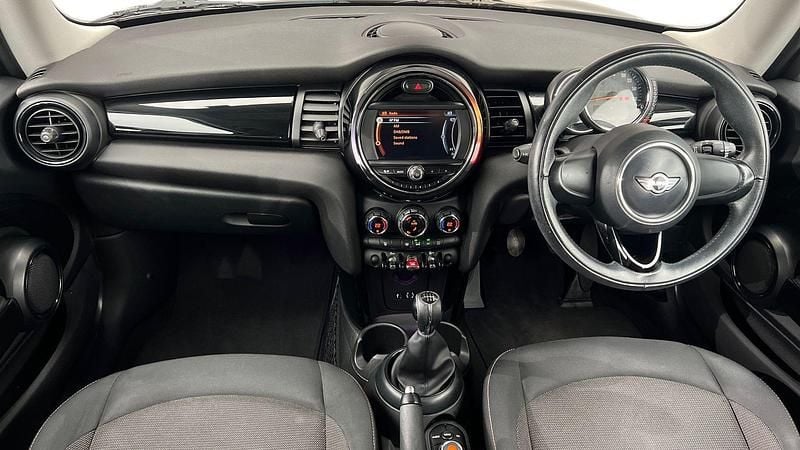 Used Mini ONE Hatch 101 HP (74 kW) 2015 Black Hatchback