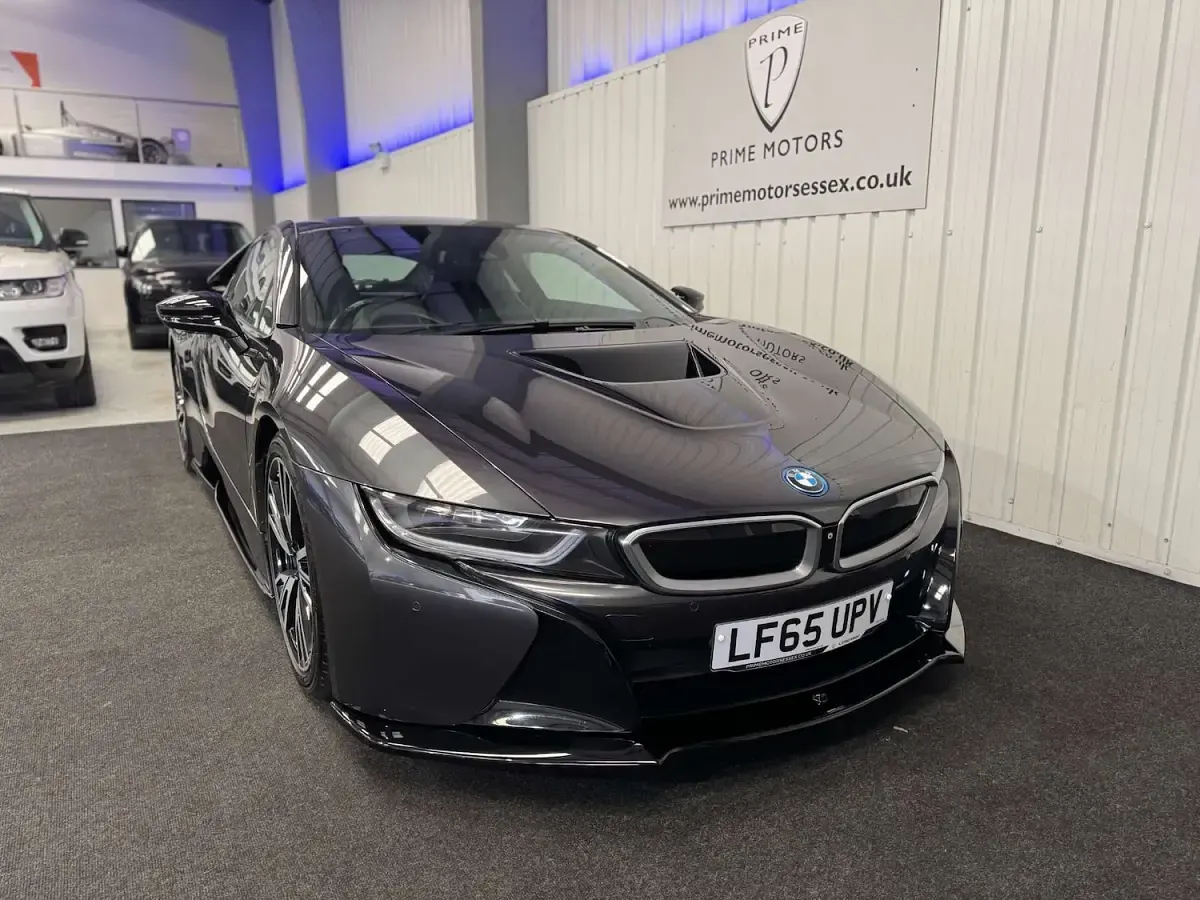 Used BMW i8 Comfort Edition 362 HP (266 kW) 2015 Grey Coupe