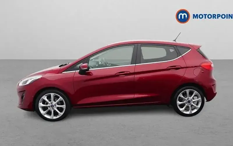 Begagnad Ford Fiesta Titanium 101 HK (74 kW) 2021 Halvkombi