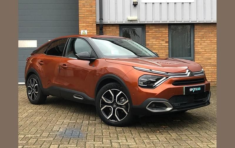 Brown Used 2021 Citroën e-C4 Shine Hatchback | £11,991 (Fair price) - Image 1/4