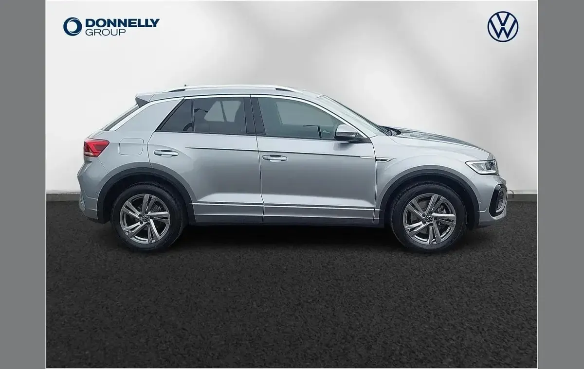 Used VW T-Roc R-line 150 HP (110 kW) 2025 Silver SUV