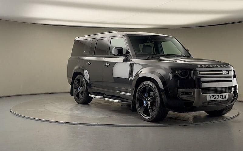 Usado Land Rover Defender HSE Dynamic 300 HP (220 kW) 2023 SUV