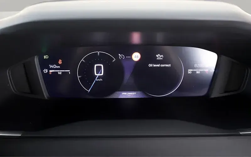 Used Peugeot 2008 Allure 131 HP (96 kW) 2024 Grey SUV