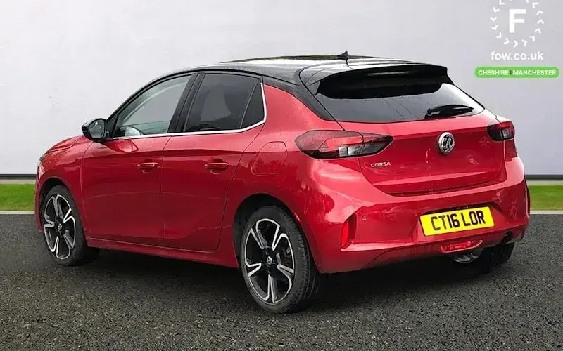 Używany Vauxhall Corsa Elite 102 KM (75 kW) 2021 Czerwony Hatchback