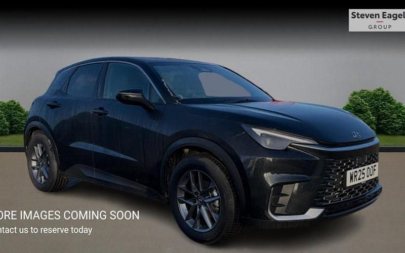 Used 2025 Lexus LBX SUV | £29,374 (Fair price) - Image 1/4