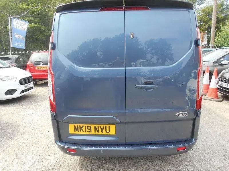 Used Ford Transit Custom Limited 130 HP (95 kW) 2019 Blue Van