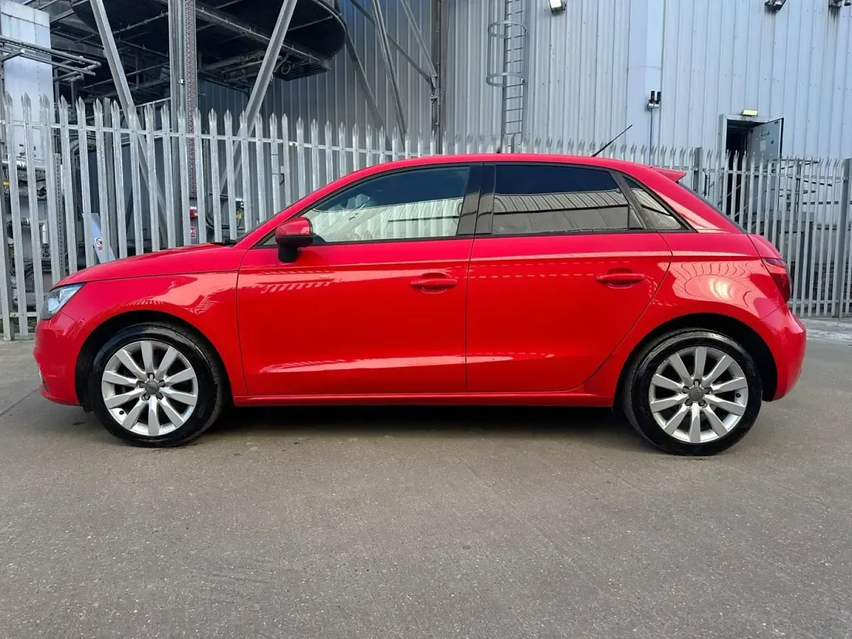 Usado Audi A1 Advanced 2026 Vermelho SUV