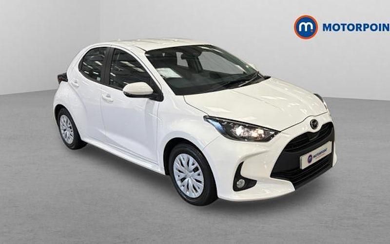 Used Mazda 2 116 HP (85 kW) 2023 White Hatchback