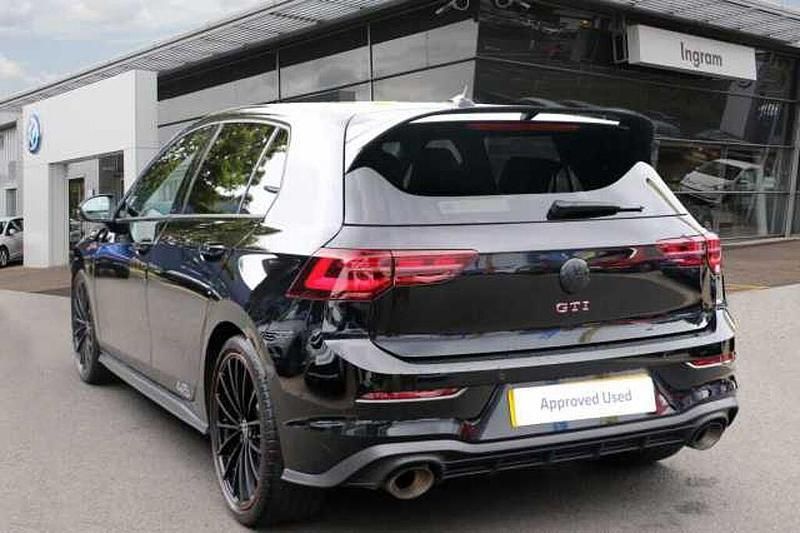 Used VW Golf VII GTI Clubsport 300 HP (220 kW) 2021 Black Hatchback
