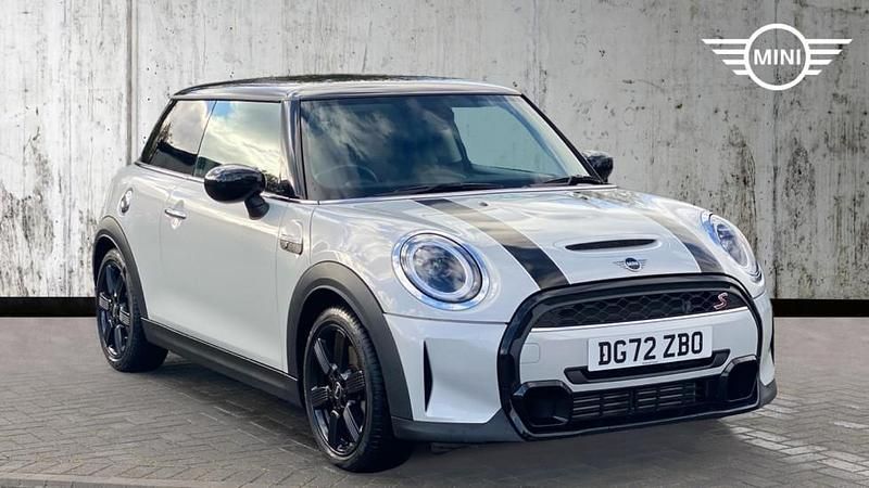 Silver Used 2022 Mini Cooper S Classic Hatchback | £20,999 (Fair price) - Image 1/4