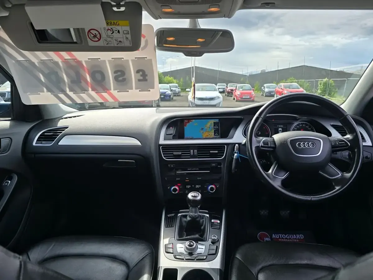Used Audi A4 Business 177 HP (130 kW) 2015 Blue Estate