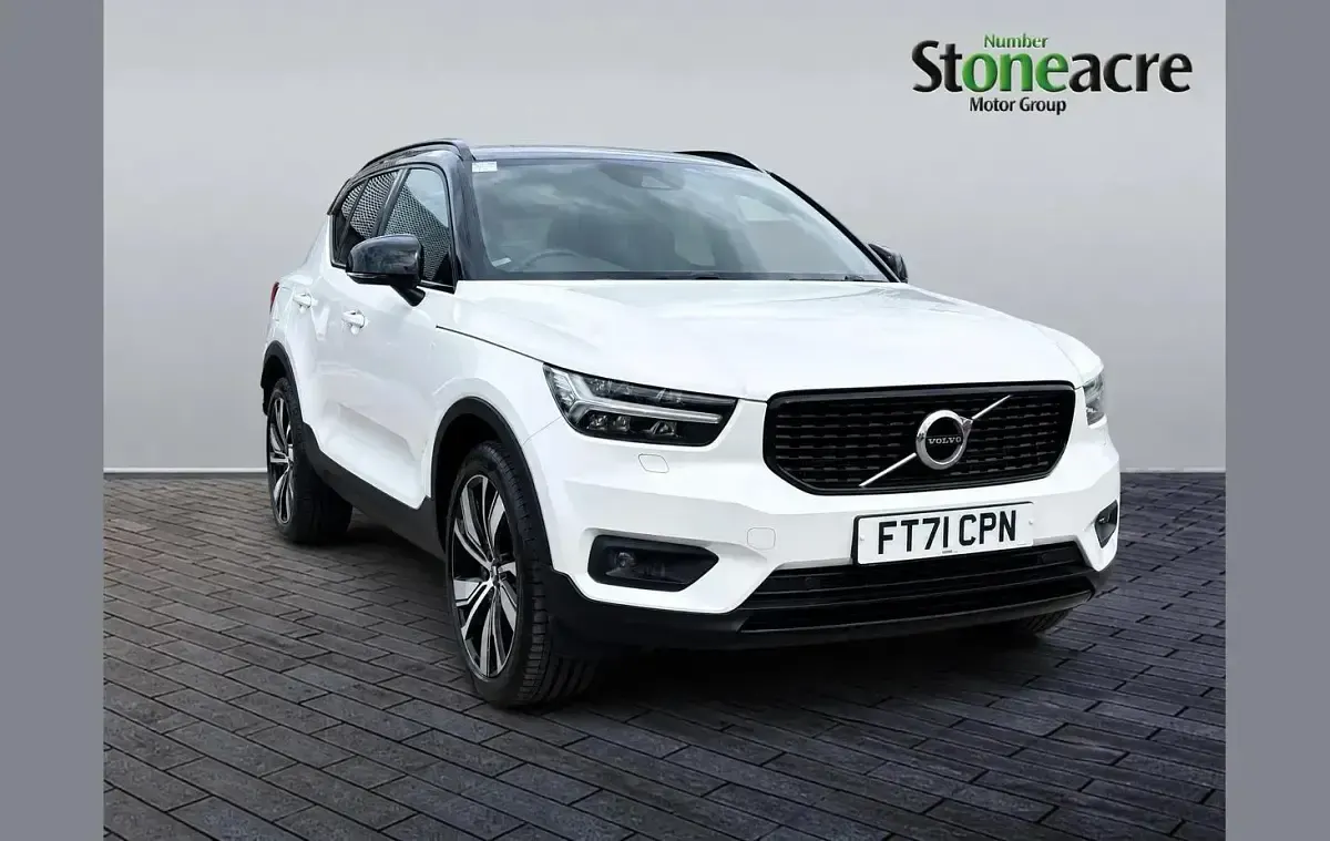 Used Volvo XC40 R-Design Pro 262 HP (192 kW) 2022 SUV