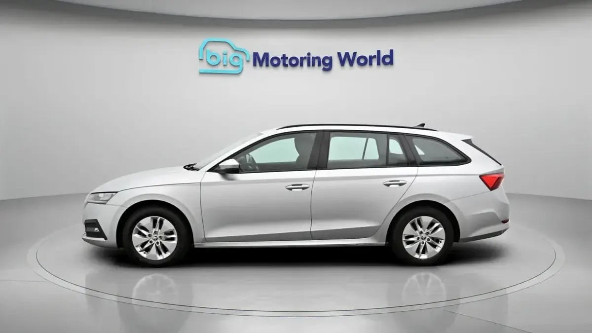 Used Skoda Octavia SE Technology 150 HP (110 kW) 2022 Silver Estate