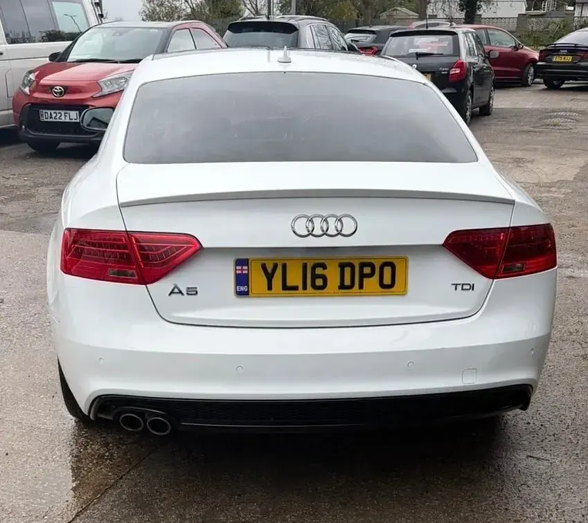Used Audi A5 Black Edition 190 HP (139 kW) 2016 White Coupe