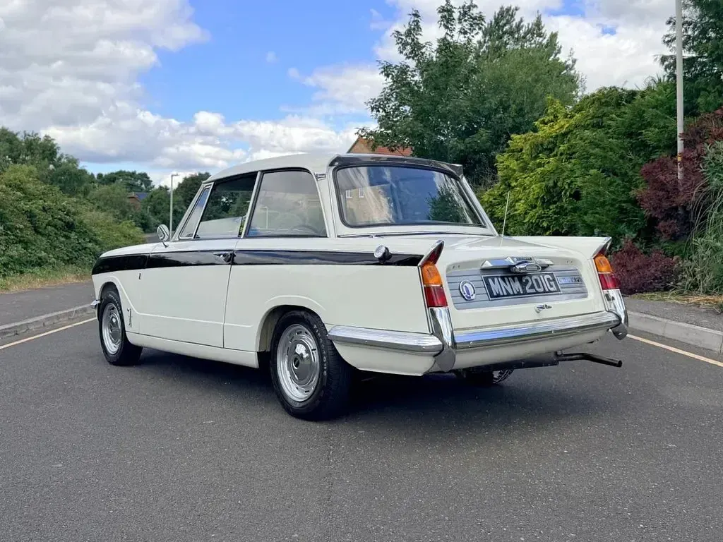 Used Triumph Vitesse 104 HP (76 kW) 1969 White Sedan