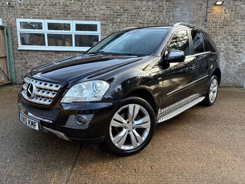 Used Mercedes ML300 2010 Black SUV