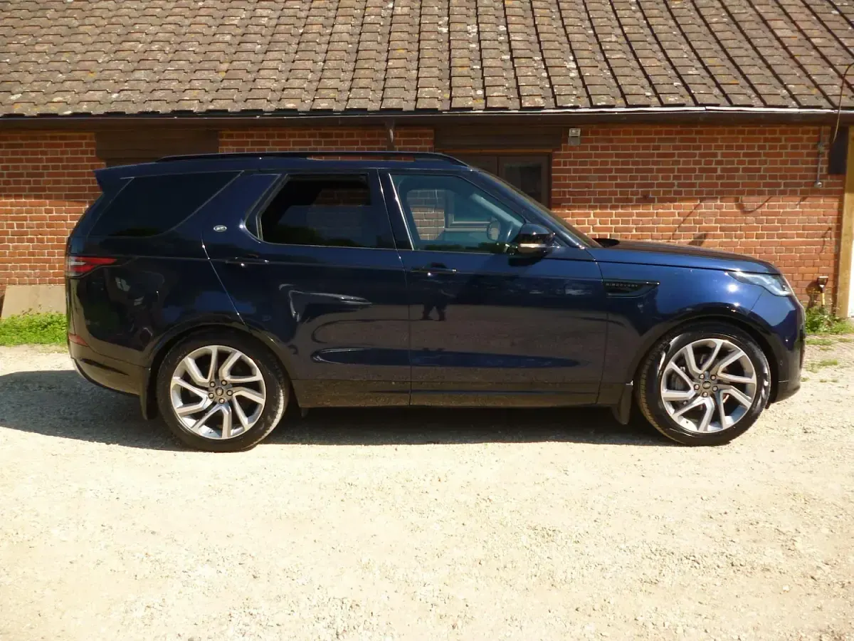 Used Land Rover Discovery 5 Landmark 2019 Blue SUV
