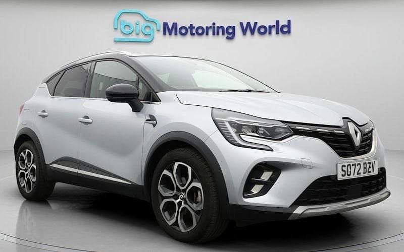 Used Renault Captur Techno 143 HP (105 kW) 2023 Grey/black SUV