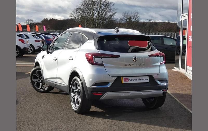 Used Renault Captur Techno 90 HP (66 kW) 2023 Other SUV