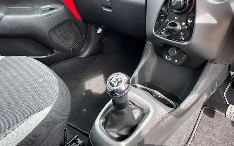 Used Toyota Aygo X-play 72 HP (52 kW) 2018 Red Hatchback