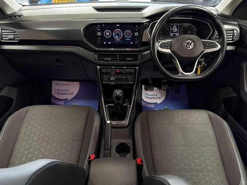 Used VW T-Cross SEL 115 HP (84 kW) 2020 Black SUV