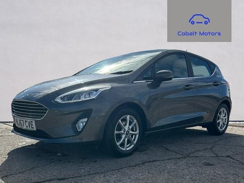 Used Ford Fiesta Zetec 70 HP (51 kW) 2017 Grey Hatchback
