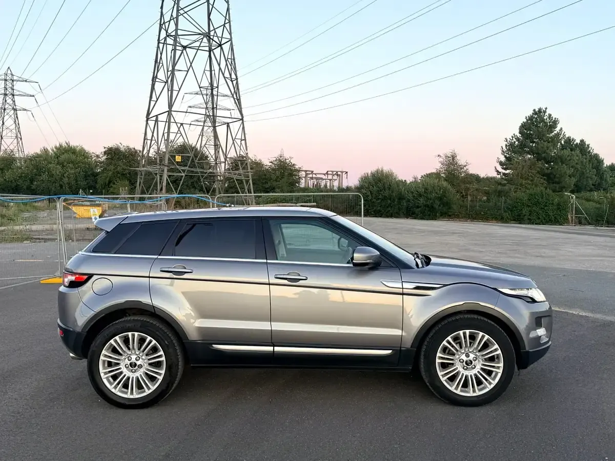 Used Land Rover Range Rover evoque Prestige 187 HP (137 kW) 2012 Grey SUV